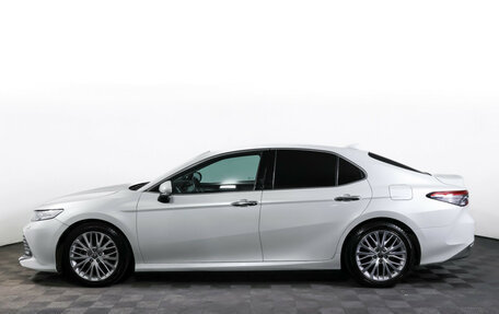 Toyota Camry, 2020 год, 3 180 000 рублей, 9 фотография