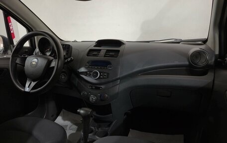 Chevrolet Spark III, 2011 год, 470 000 рублей, 15 фотография