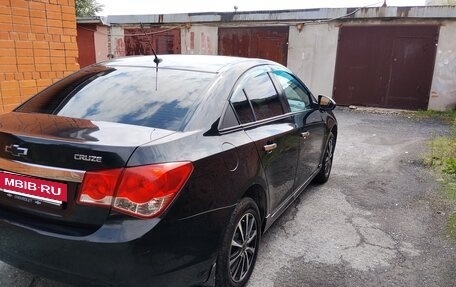 Chevrolet Cruze II, 2012 год, 690 000 рублей, 3 фотография