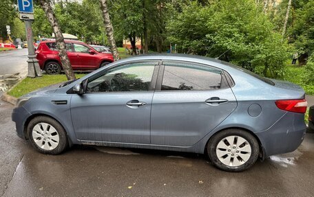 KIA Rio III рестайлинг, 2013 год, 600 000 рублей, 3 фотография