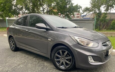 Hyundai Solaris II рестайлинг, 2013 год, 790 000 рублей, 1 фотография