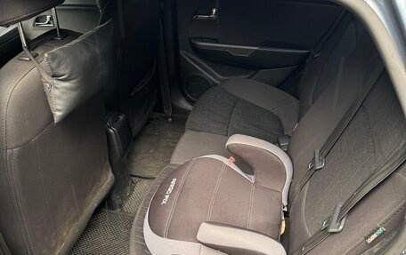 KIA Rio III рестайлинг, 2013 год, 600 000 рублей, 7 фотография