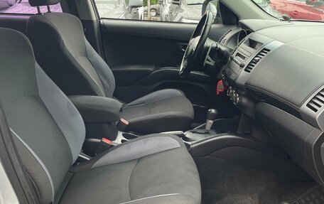 Mitsubishi Outlander III рестайлинг 3, 2010 год, 799 000 рублей, 12 фотография
