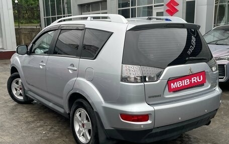 Mitsubishi Outlander III рестайлинг 3, 2010 год, 799 000 рублей, 6 фотография