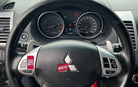 Mitsubishi Outlander III рестайлинг 3, 2010 год, 799 000 рублей, 17 фотография