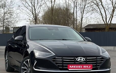 Hyundai Sonata VIII, 2020 год, 2 370 000 рублей, 2 фотография