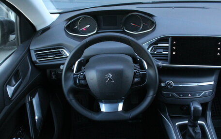Peugeot 308 II, 2019 год, 1 290 000 рублей, 12 фотография