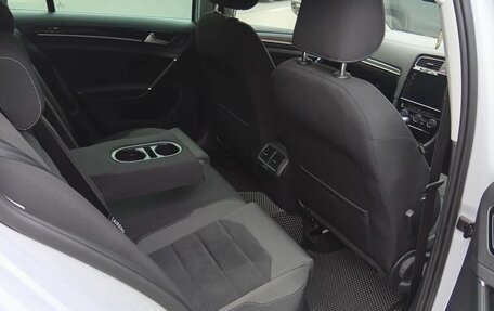 Volkswagen Golf VII, 2017 год, 1 500 000 рублей, 24 фотография