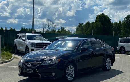 Lexus ES VII, 2012 год, 2 200 000 рублей, 1 фотография