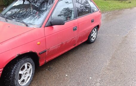 Opel Astra F, 1997 год, 99 999 рублей, 3 фотография