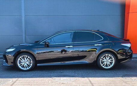 Toyota Camry, 2018 год, 2 699 000 рублей, 2 фотография