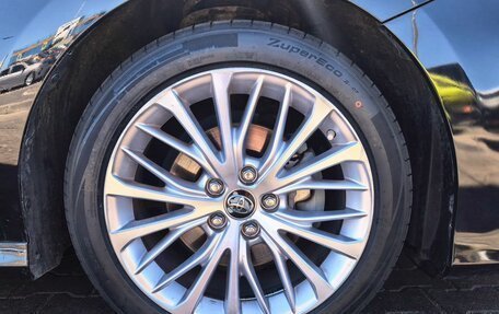 Toyota Camry, 2018 год, 2 699 000 рублей, 20 фотография