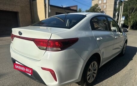 KIA Rio IV, 2020 год, 855 000 рублей, 4 фотография