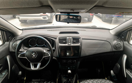 Renault Logan II, 2018 год, 846 000 рублей, 17 фотография