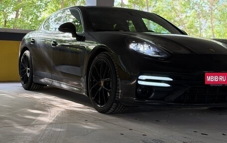 Porsche Panamera II рестайлинг, 2012 год, 2 500 000 рублей, 2 фотография