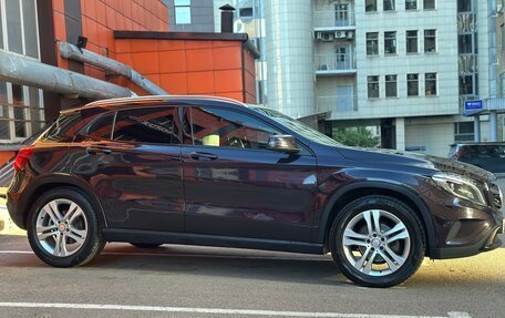 Mercedes-Benz GLA, 2015 год, 1 600 000 рублей, 3 фотография