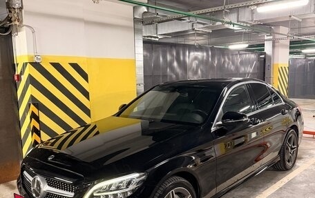 Mercedes-Benz C-Класс, 2018 год, 2 700 000 рублей, 21 фотография