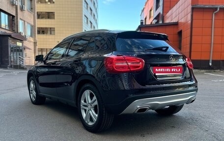 Mercedes-Benz GLA, 2015 год, 1 600 000 рублей, 38 фотография