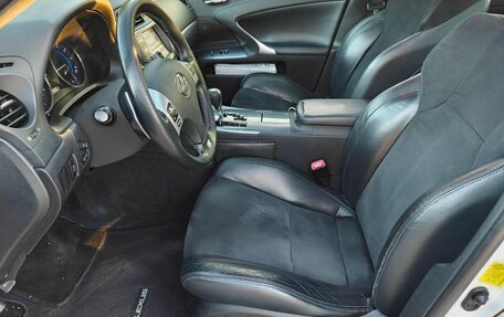 Lexus IS II рестайлинг 2, 2012 год, 1 990 000 рублей, 19 фотография