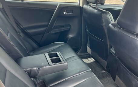 Toyota RAV4, 2014 год, 1 960 000 рублей, 6 фотография