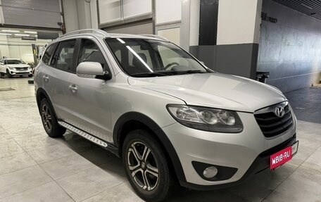 Hyundai Santa Fe III рестайлинг, 2010 год, 1 099 000 рублей, 2 фотография