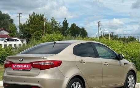 KIA Rio III рестайлинг, 2013 год, 830 000 рублей, 10 фотография