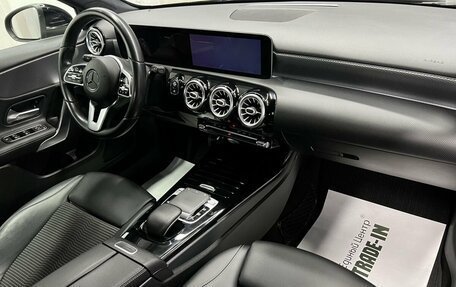 Mercedes-Benz A-Класс, 2019 год, 2 295 000 рублей, 14 фотография