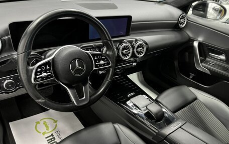Mercedes-Benz A-Класс, 2019 год, 2 295 000 рублей, 9 фотография