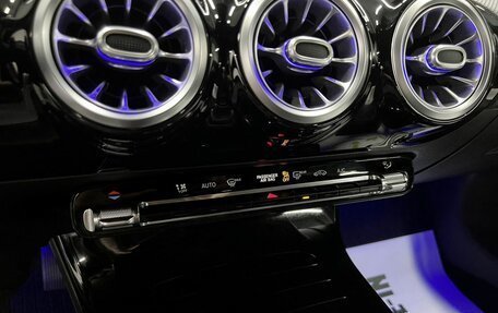 Mercedes-Benz A-Класс, 2019 год, 2 295 000 рублей, 20 фотография