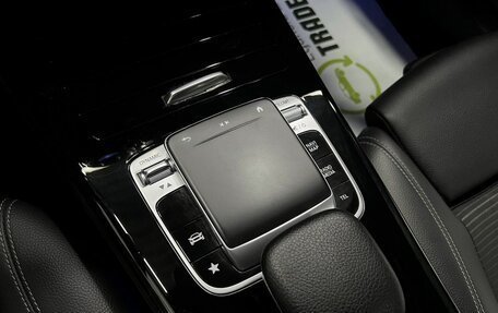 Mercedes-Benz A-Класс, 2019 год, 2 295 000 рублей, 23 фотография