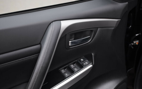 Mitsubishi Pajero Sport III рестайлинг, 2021 год, 3 919 000 рублей, 24 фотография