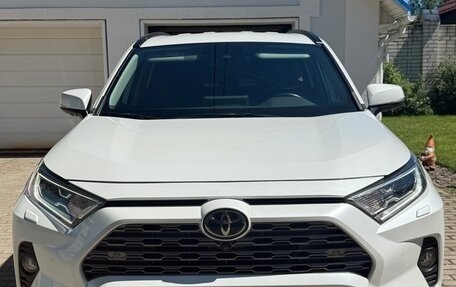 Toyota RAV4, 2020 год, 3 750 000 рублей, 1 фотография