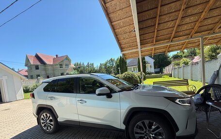 Toyota RAV4, 2020 год, 3 750 000 рублей, 4 фотография