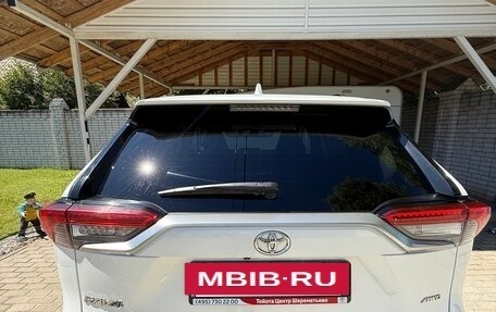 Toyota RAV4, 2020 год, 3 750 000 рублей, 3 фотография