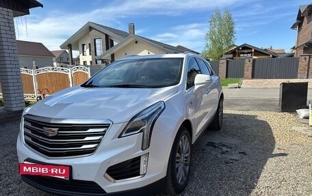 Cadillac XT5 I рестайлинг, 2017 год, 2 900 000 рублей, 4 фотография