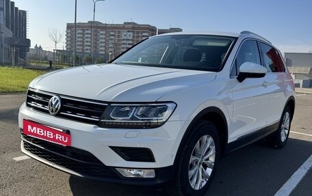 Volkswagen Tiguan II, 2017 год, 2 500 000 рублей, 2 фотография