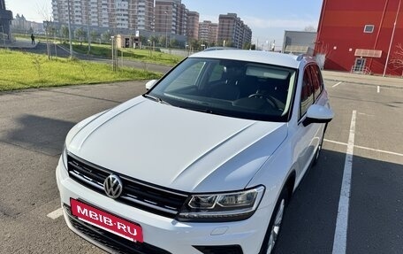 Volkswagen Tiguan II, 2017 год, 2 500 000 рублей, 3 фотография