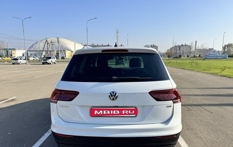 Volkswagen Tiguan II, 2017 год, 2 500 000 рублей, 6 фотография