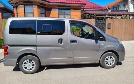 Nissan NV200, 2009 год, 865 000 рублей, 4 фотография