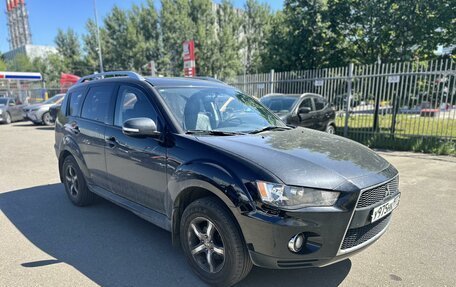 Mitsubishi Outlander III рестайлинг 3, 2010 год, 949 000 рублей, 2 фотография