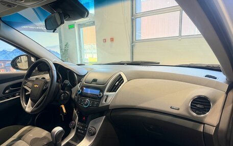 Chevrolet Cruze II, 2013 год, 697 000 рублей, 10 фотография
