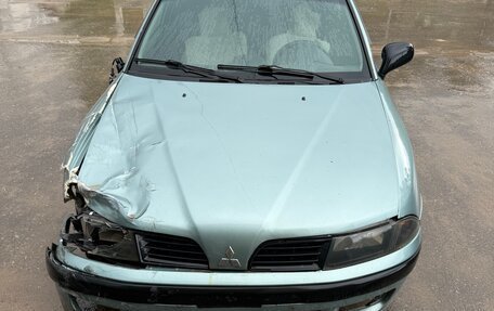 Mitsubishi Carisma I, 2003 год, 130 000 рублей, 4 фотография