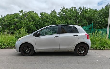 Toyota Yaris III рестайлинг, 2008 год, 600 000 рублей, 9 фотография