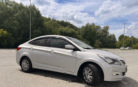 Hyundai Solaris II рестайлинг, 2016 год, 920 000 рублей, 5 фотография