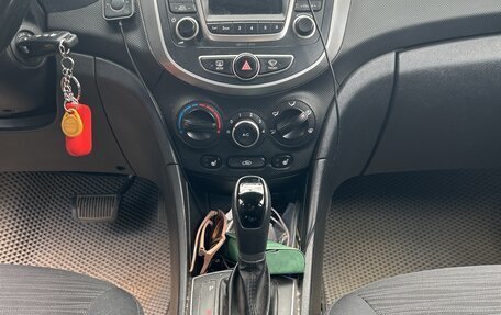 Hyundai Solaris II рестайлинг, 2016 год, 920 000 рублей, 11 фотография