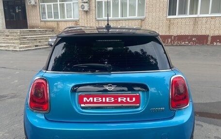 MINI Hatch, 2018 год, 1 750 000 рублей, 4 фотография
