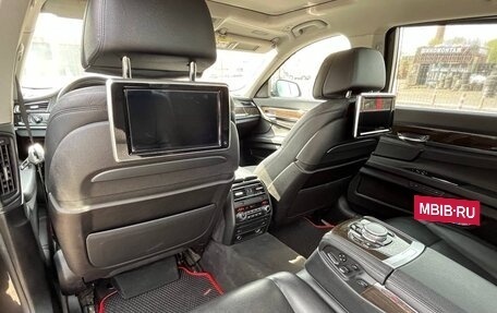 BMW 7 серия, 2015 год, 1 600 000 рублей, 13 фотография