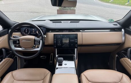 Land Rover Range Rover IV рестайлинг, 2025 год, 14 300 000 рублей, 4 фотография