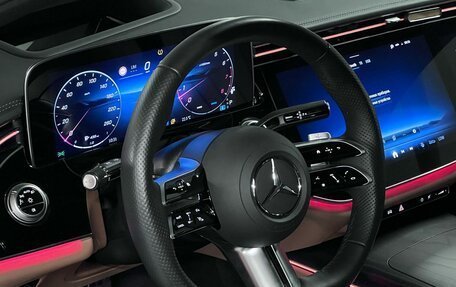 Mercedes-Benz E-Класс, 2024 год, 7 700 000 рублей, 10 фотография