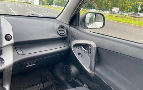 Toyota RAV4, 2006 год, 940 000 рублей, 12 фотография